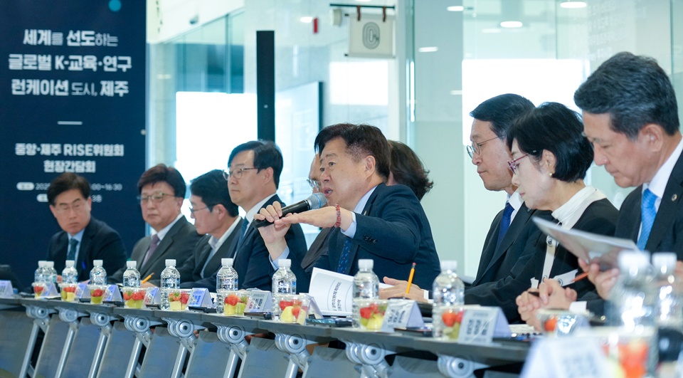 최근 열린 제주-중앙라이즈위원회 현장 간담회에서 오영훈 제주도지사가 발언하고 있다. (사진=제주도) 