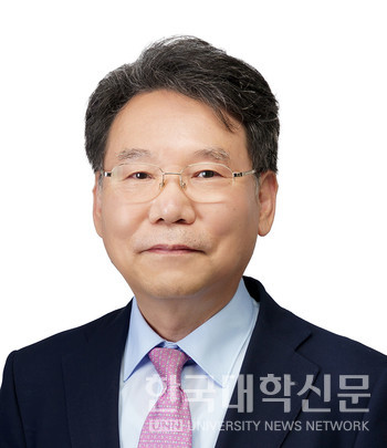 순천향대 정보보호학과 염흥열 교수(차세대보안표준전문연구소 소장)