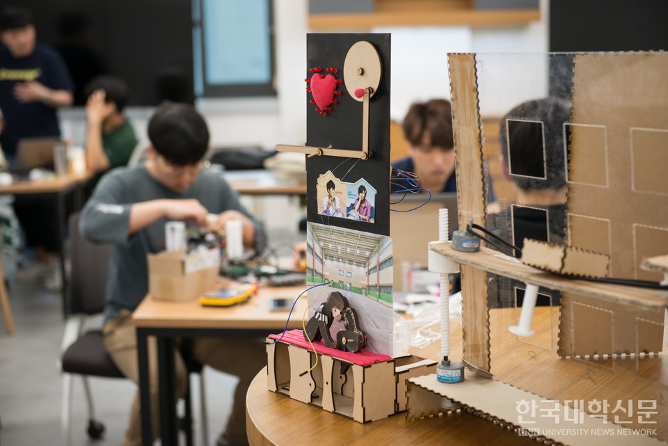 한양사이버대 공학계열 실습 모습. (사진=한양사이버대)