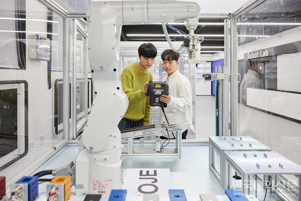 공학계열 실습수업 모습. (사진=거제대)