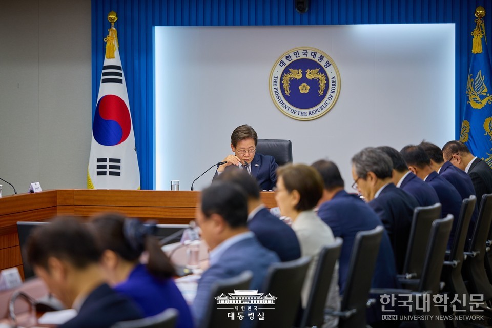 지난 24일 이재명 대통령 주재 하에 수석·보좌관 회의가 열렸다. (사진=대통령실)