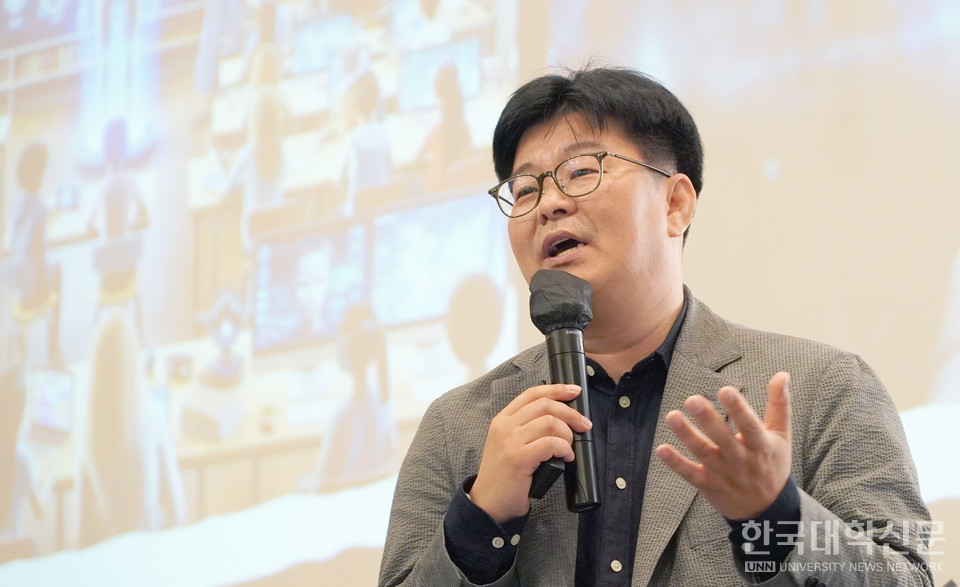 정재승 KAIST 뇌인지과학과 교수가 26일 