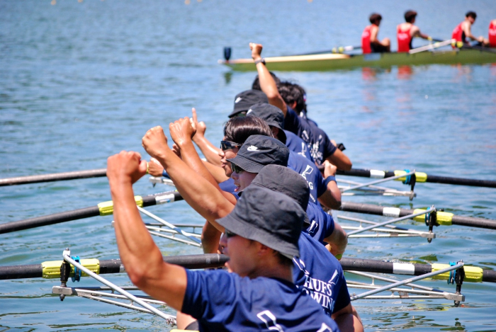 경기를 앞두고 각오를 다지는 한국외대 조정부 선수들. (사진=한국외대)