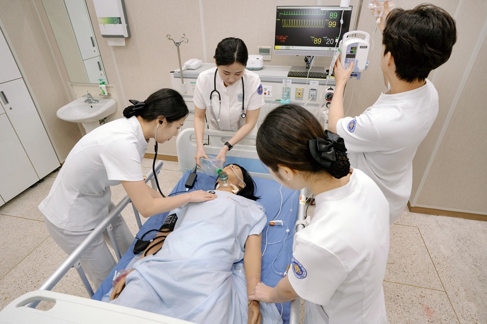 간호학과 실습 장면 (사진=서정대)