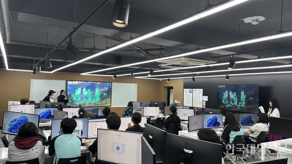 신구대 게임콘텐츠과가 협력한 군포e비즈니스고등학교 2D게임 캐릭터 캡스톤 디자인 프로젝트 발표회.