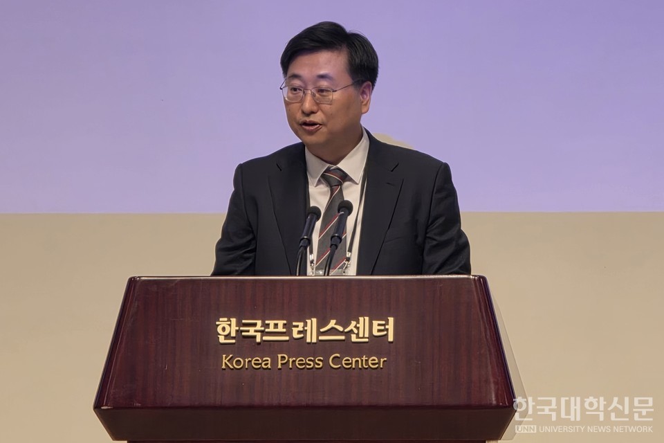 정제영 한국교육학술정보원장이 환영사에서 지방교육재정의 중요성을 설명하고 있다. (사진= 주지영 기자)