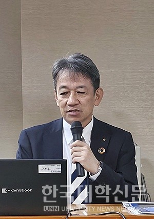 가나자와공대 오오사와 총장이 대학 소개에 나서고 있다. (사진=김영식 기자)