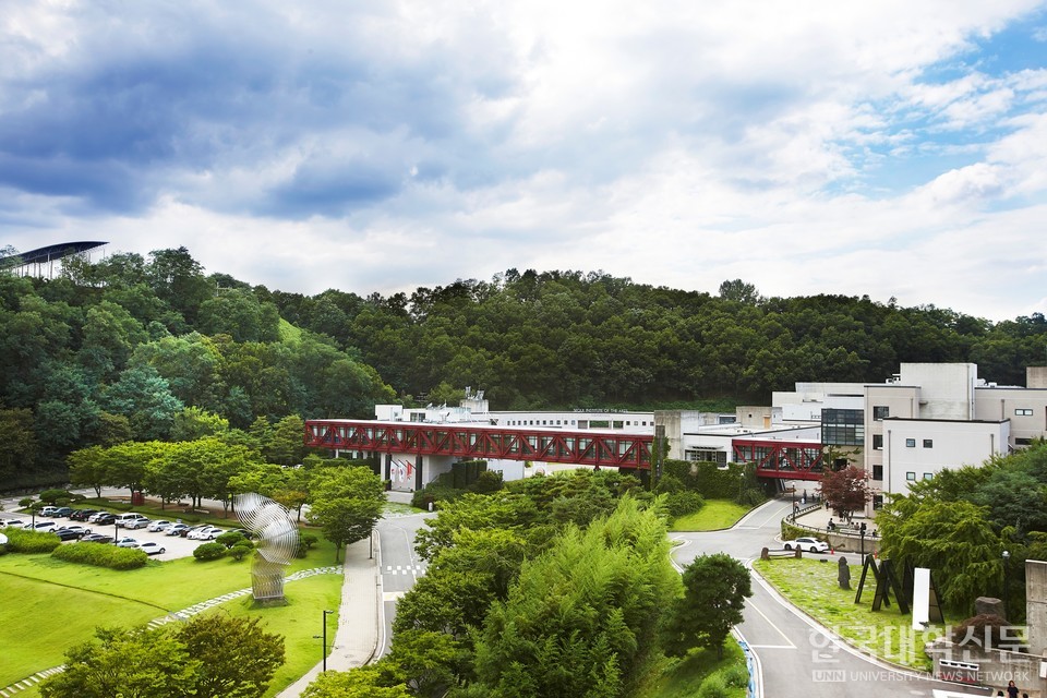 서뤃예대 전경.