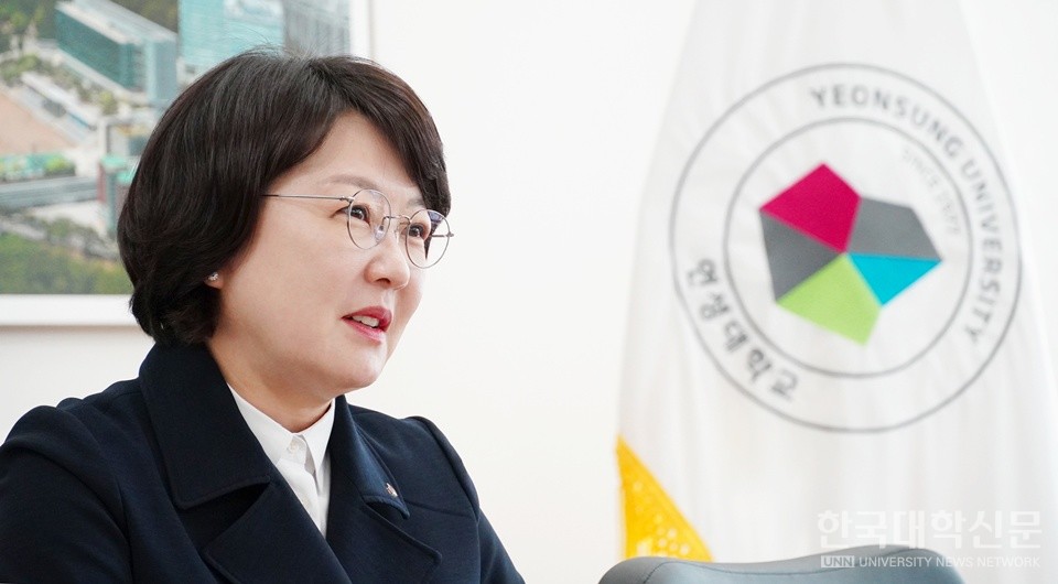 권민희 연성대 총장은 본지와 인터뷰에서 대학 구성원 모두의 자발적 혁신 의지를 이끌어내는 것이 가장 중요하다고 말했다. (사진=한명섭 기자)