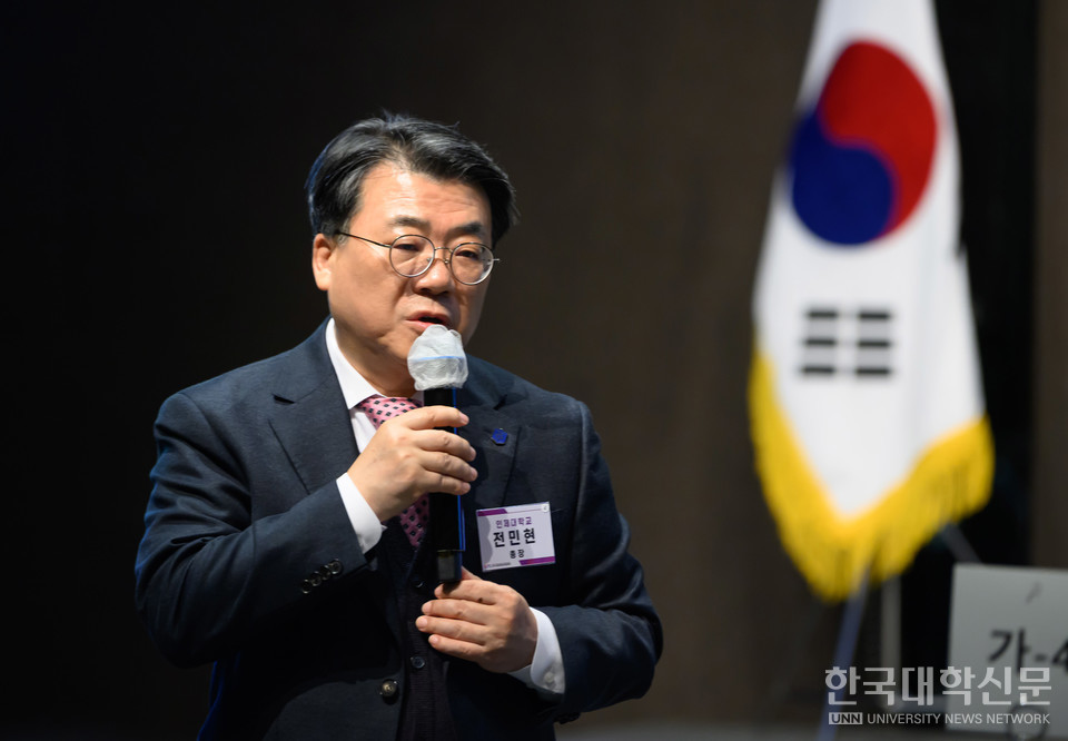 전민현 인제대 총장이 21일 사총협 정기총회에서 발언하고 있다. (사진=사총협)