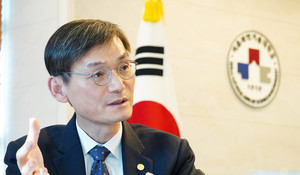 [파워인터뷰] 김동환 서울과학기술대학교 총장 "강력한 연구와 실용으로... - 뉴스 썸네일 이미지