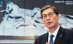 [파워인터뷰] 이윤재 숭실대 총장 "'AI 네이티브 대학(AI Native Soongsil)' ... - 뉴스 썸네일 이미지