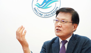 [파워인터뷰] 최양희 한림대 총장 "AI 활용한 '개인초교육' 실시... 모든... - 뉴스 썸네일 이미지