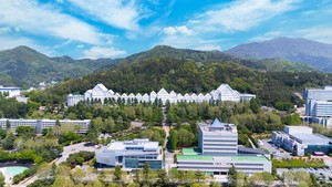 [2027 수시/조선대학교] 사람의 힘으로 세운 80년... 학생의 미래 여는 1... - 뉴스 썸네일 이미지